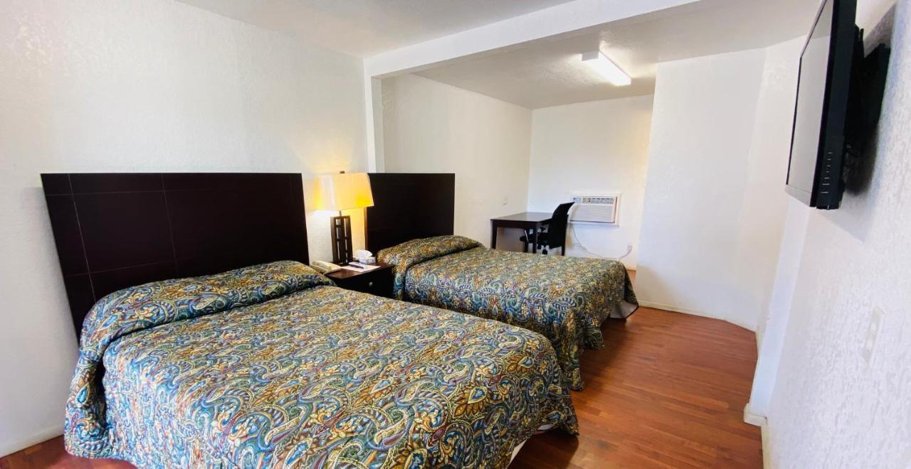 Budget Inn & Suites Freer Экстерьер фото
