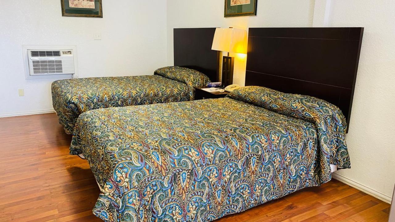 Budget Inn & Suites Freer Экстерьер фото